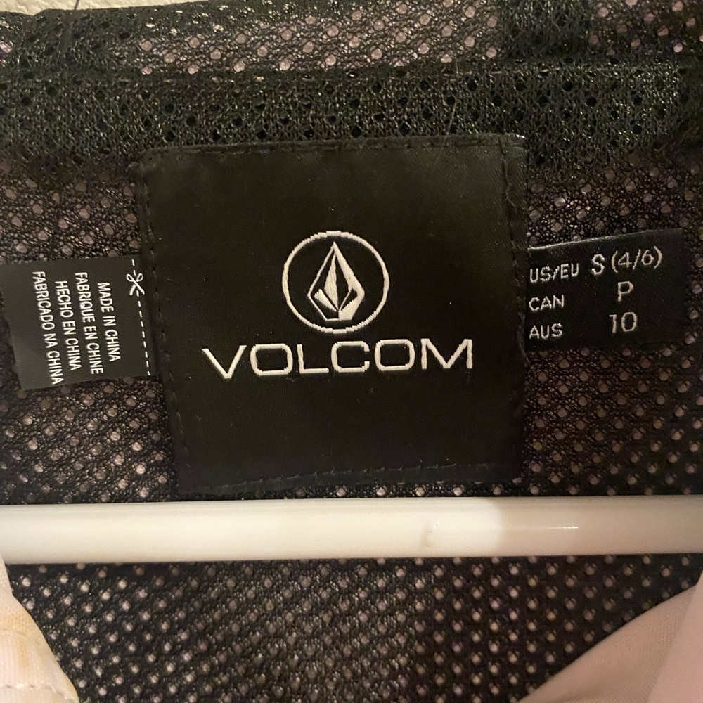 Volcom rain jacket - Picture 3 of 3